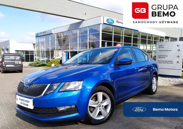 samochody osobowe Skoda Octavia cena 54900 przebieg: 179949, rok produkcji 2018 z Poznań